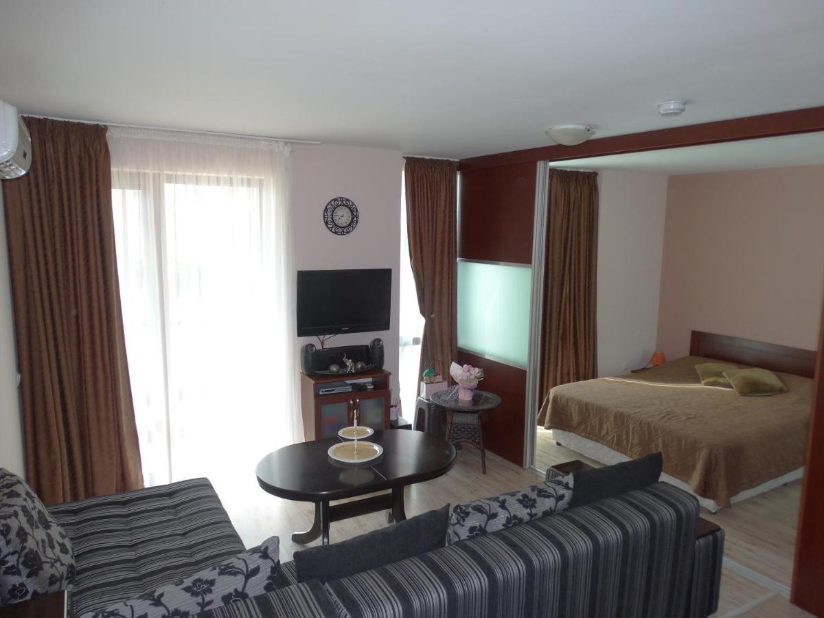 Chateau Del Marina Apart Complex 네세부르 외부 사진