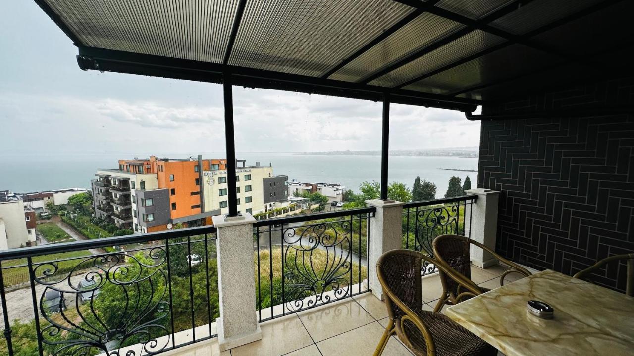 Chateau Del Marina Apart Complex 네세부르 외부 사진