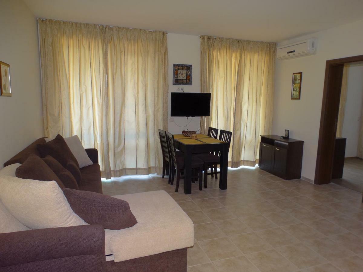Chateau Del Marina Apart Complex 네세부르 외부 사진